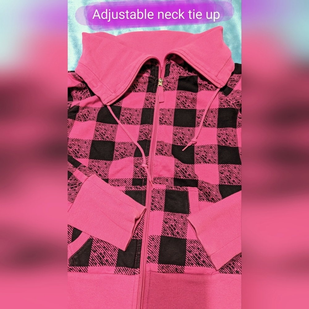 Vintage Ardene brand, bright pink checkered, zip up in GUC